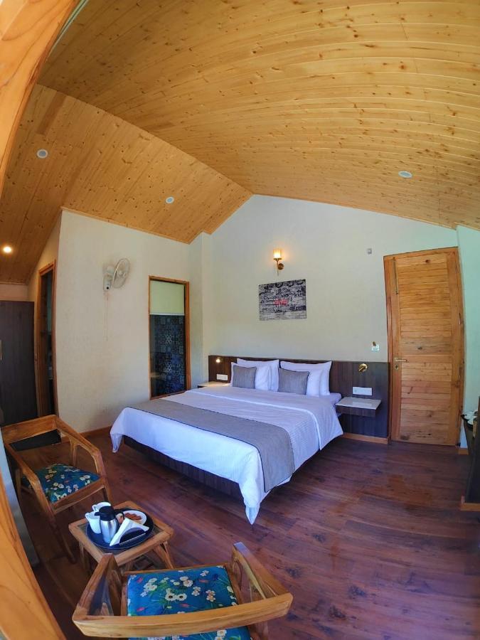 Yaato Retreat Hotell Manāli Exteriör bild